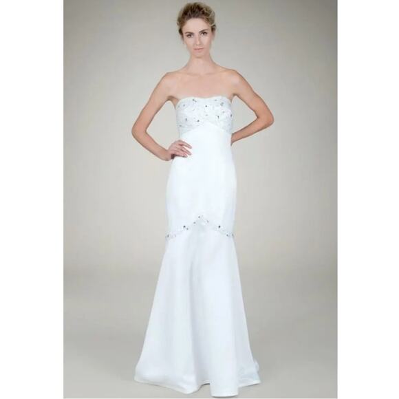 Tadashi Shoji beaded mermaid wedding dress - Picture 1 of 11